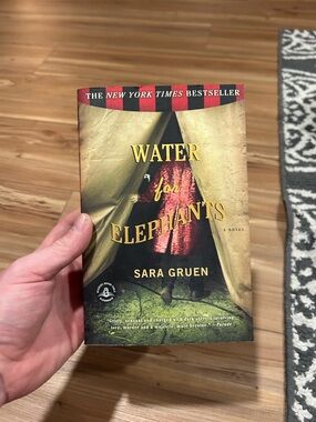 Water for Elephants by Sara Gruen Paperback Novel